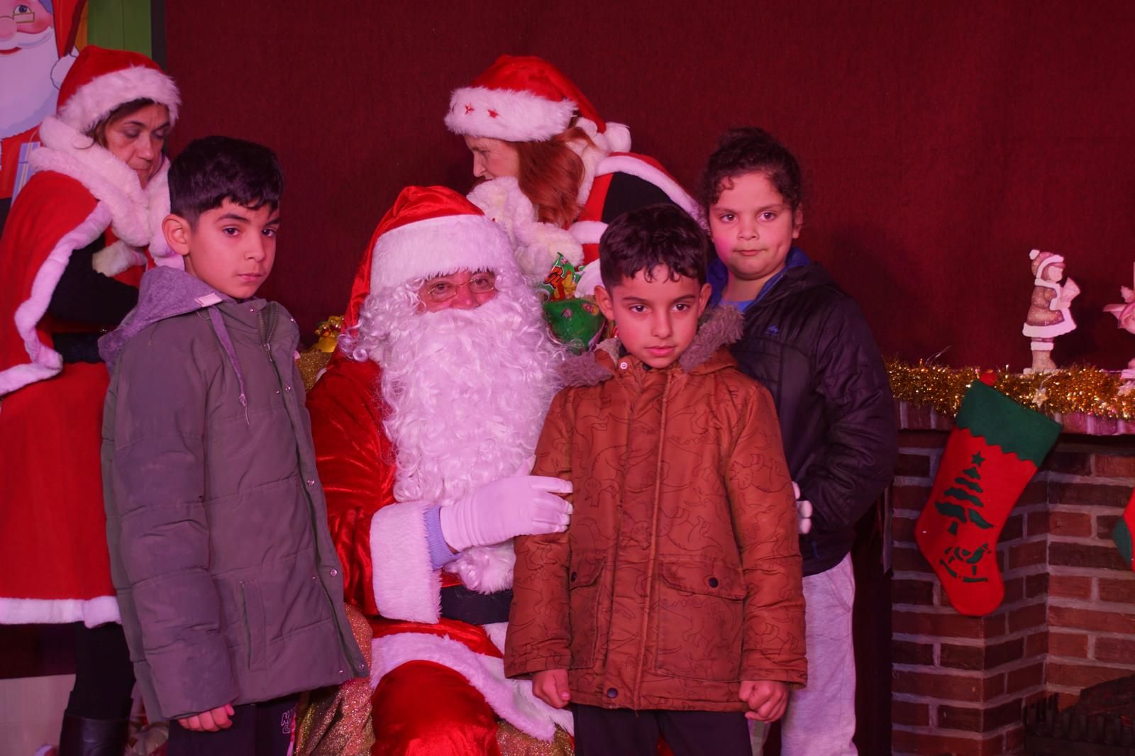 El Encinar recibe la visita de Papa Noel
