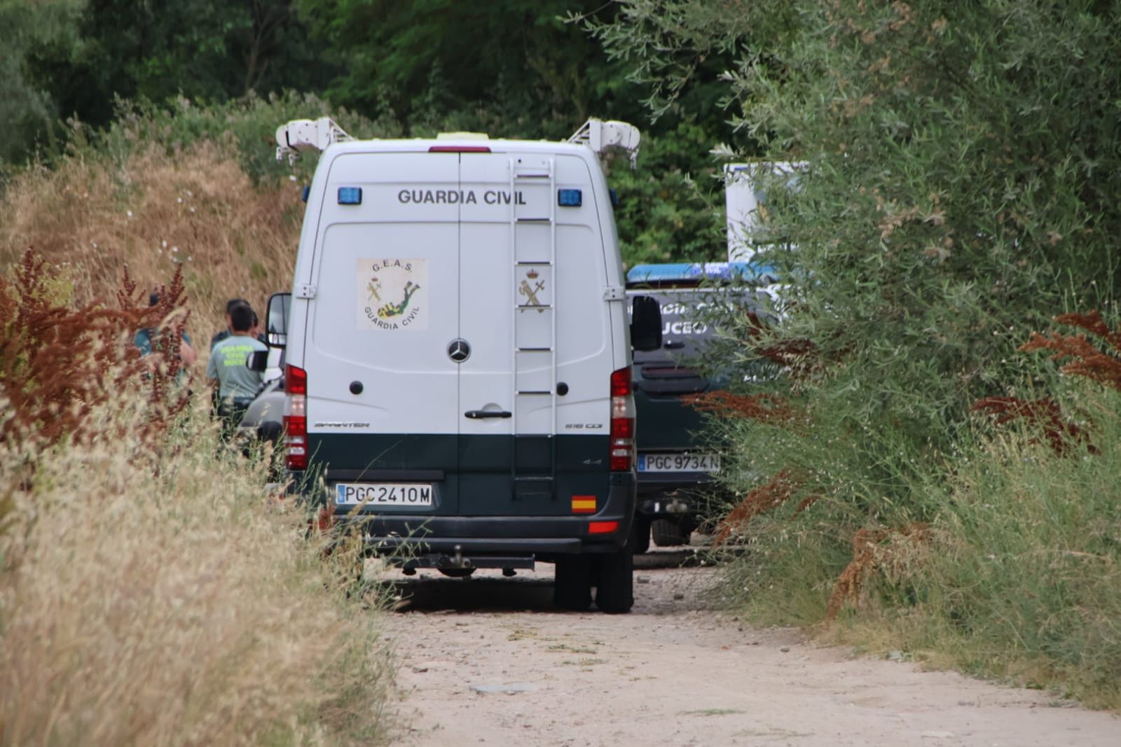 Operativo de búsqueda desplegado en Alba de Tormes para dar con el paradero del menor desaparecido en el río