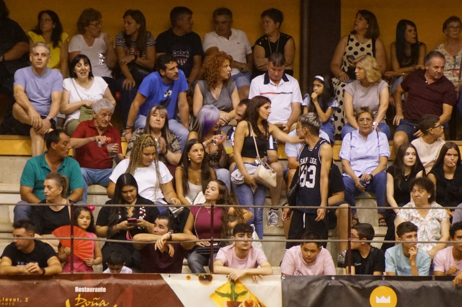 Multitudinario encierro nocturno en Alba de Tormes