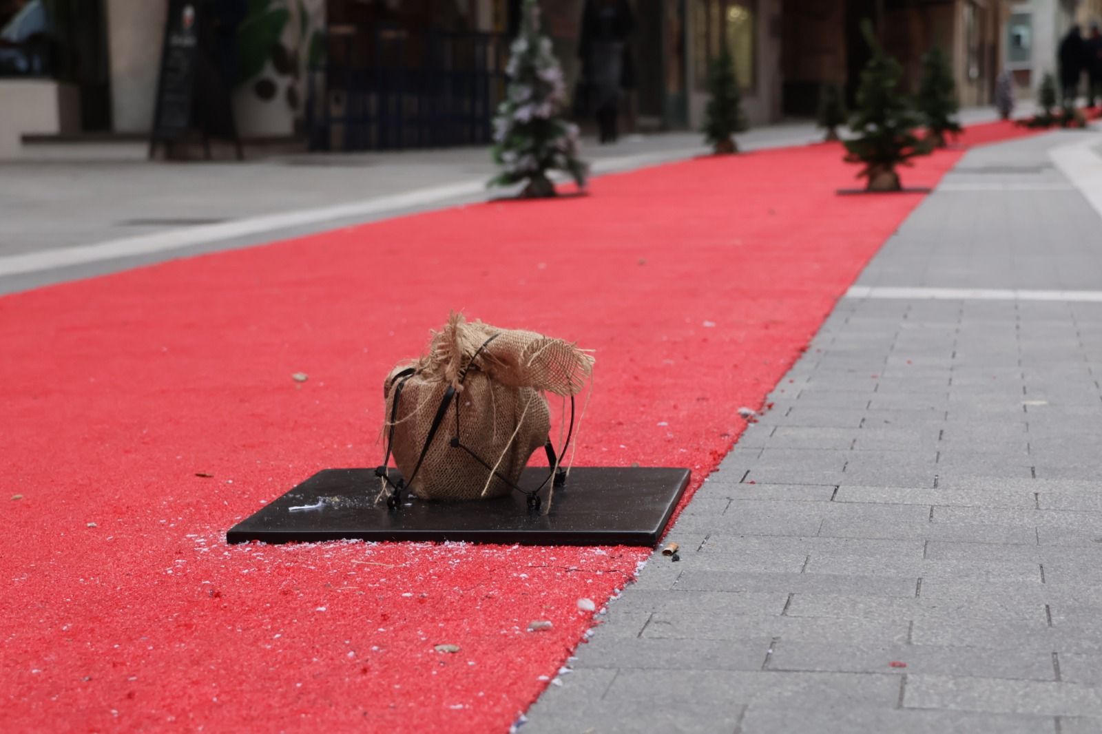 Árbol vandalizado en San Torcuato