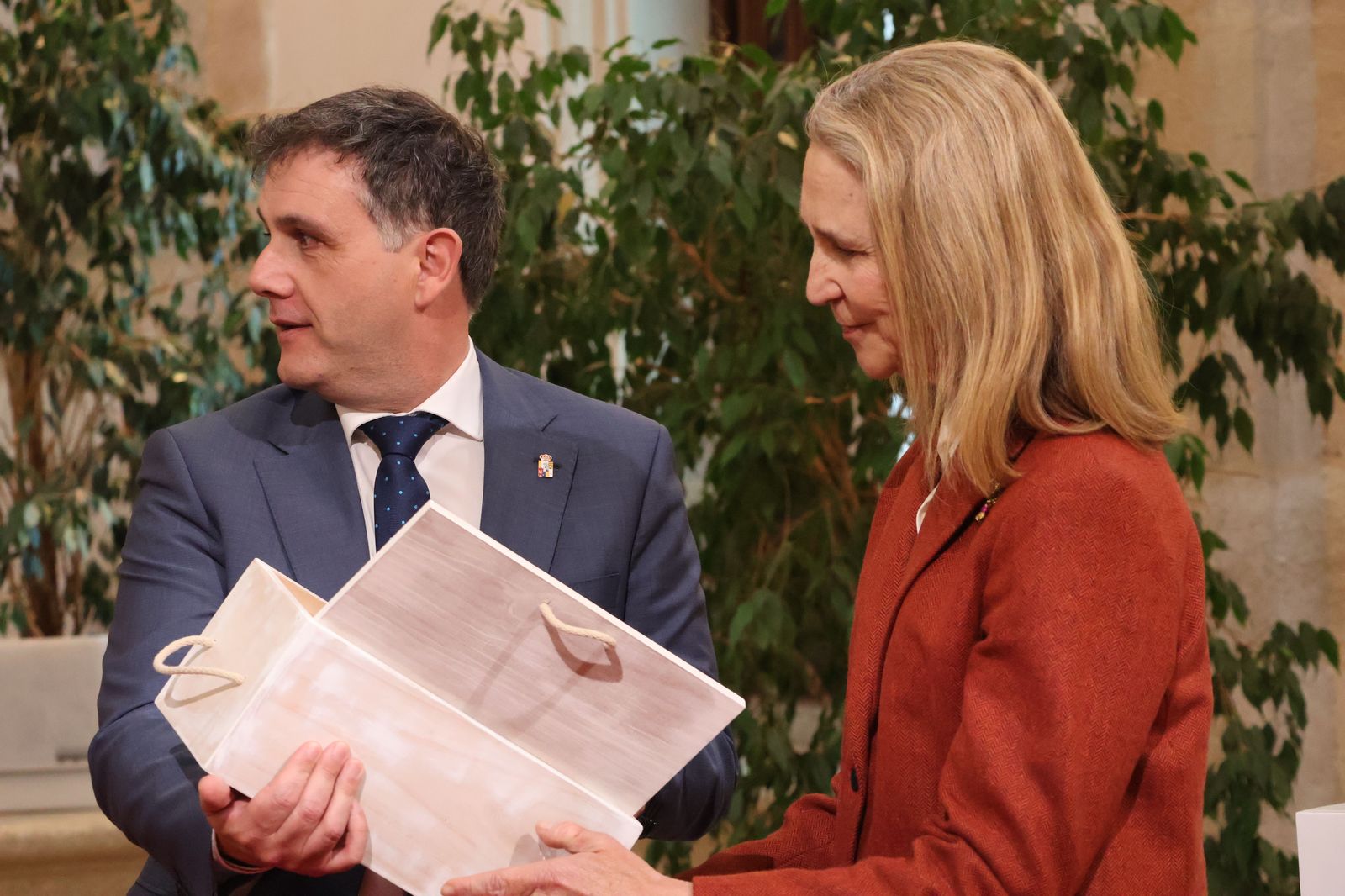 visita-de-la-infanta-elena-a-zamora-74