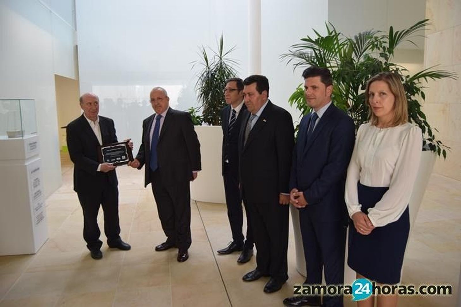 OPA reconoce el esfuerzo de quienes luchan "por un futuro para Zamora"