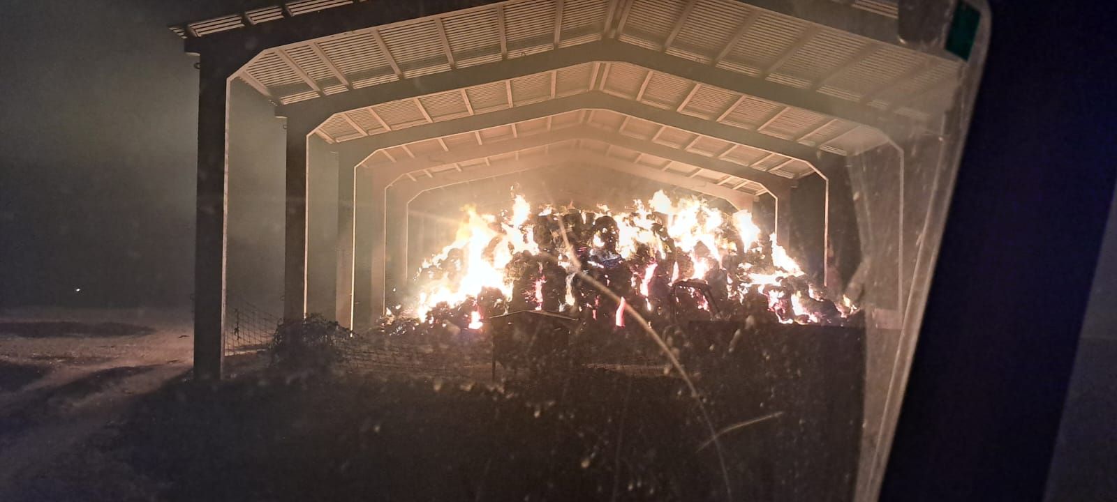 El incendio de Cipérez arrasa Cerezal de Puertas (15).jpeg