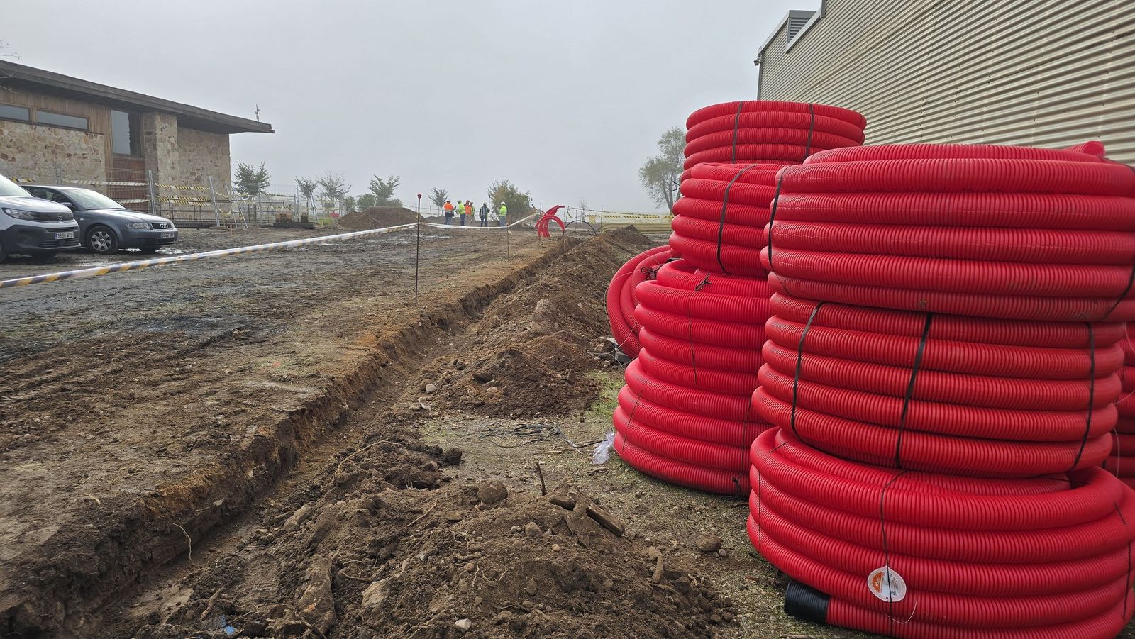 El alcalde de Salamanca, Carlos García Carbayo, informa de los hallazgos y las actuaciones que se están realizando en el Cerro de San Vicente
