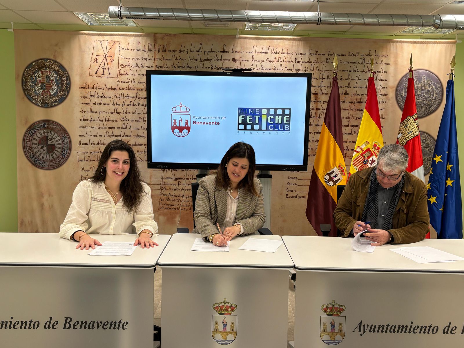 Benavente apuesta por el cine independiente con la renovación del convenio con Cine Club Fetiche