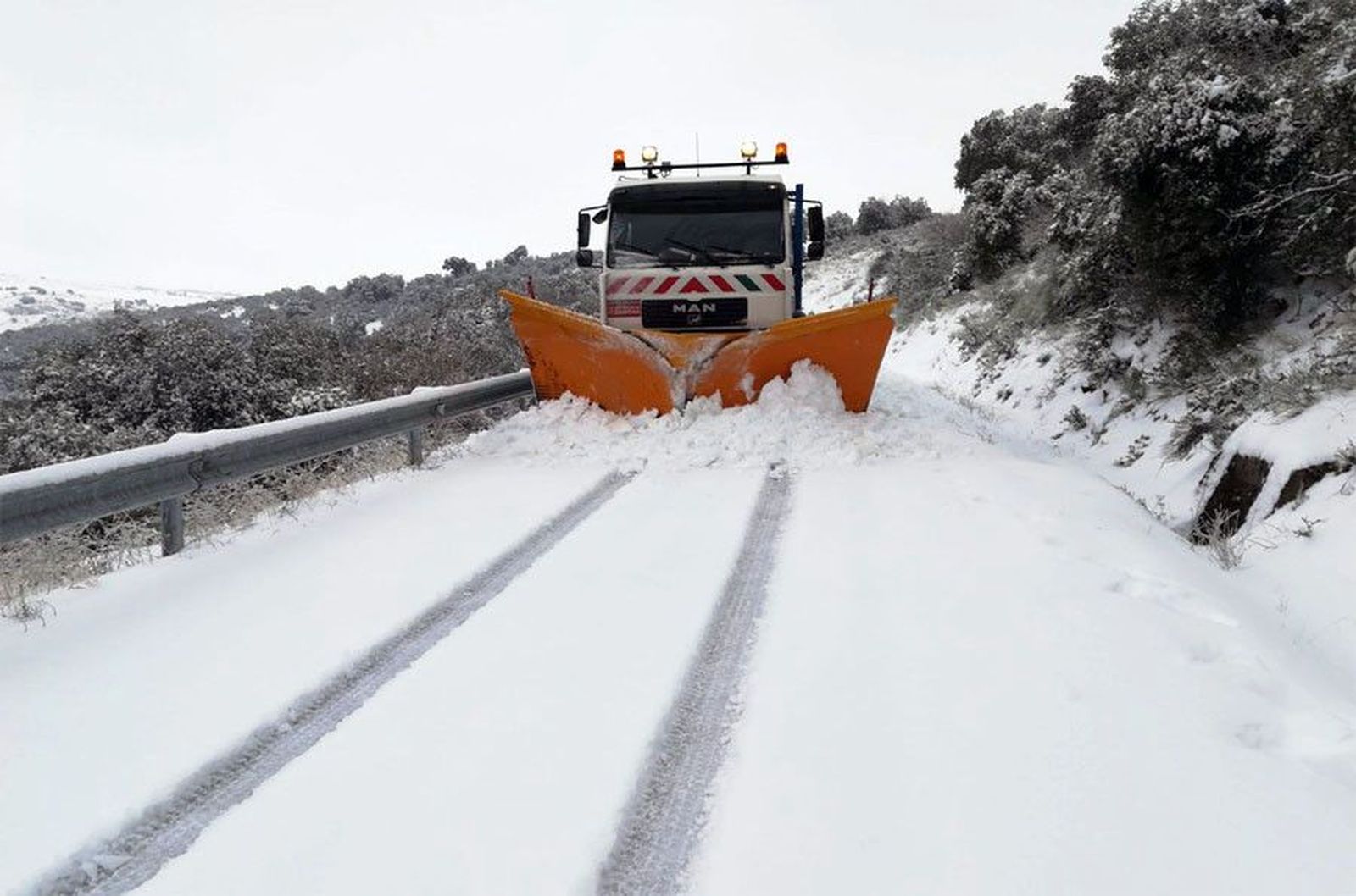 Quitanieves diputacion carretera Quitanieves diputacion carretera
