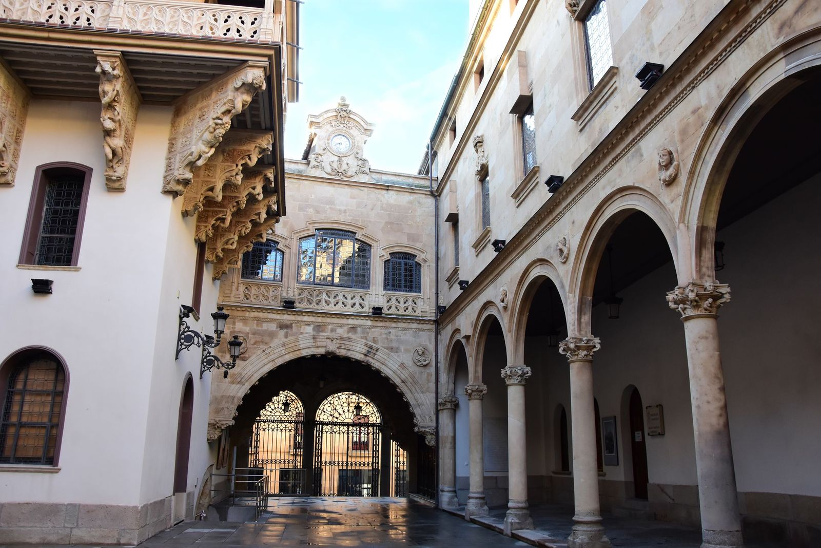 Patio Palacio la Salina. Diputación Salamanca