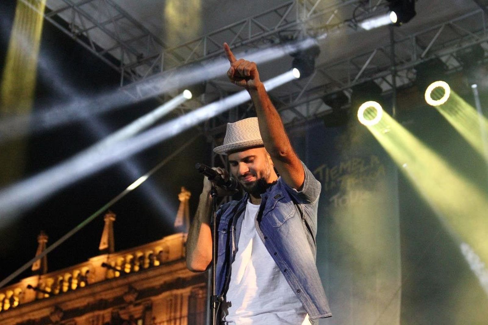 Ferias y Fiestas 2017: Concierto de Efecto Pasillo