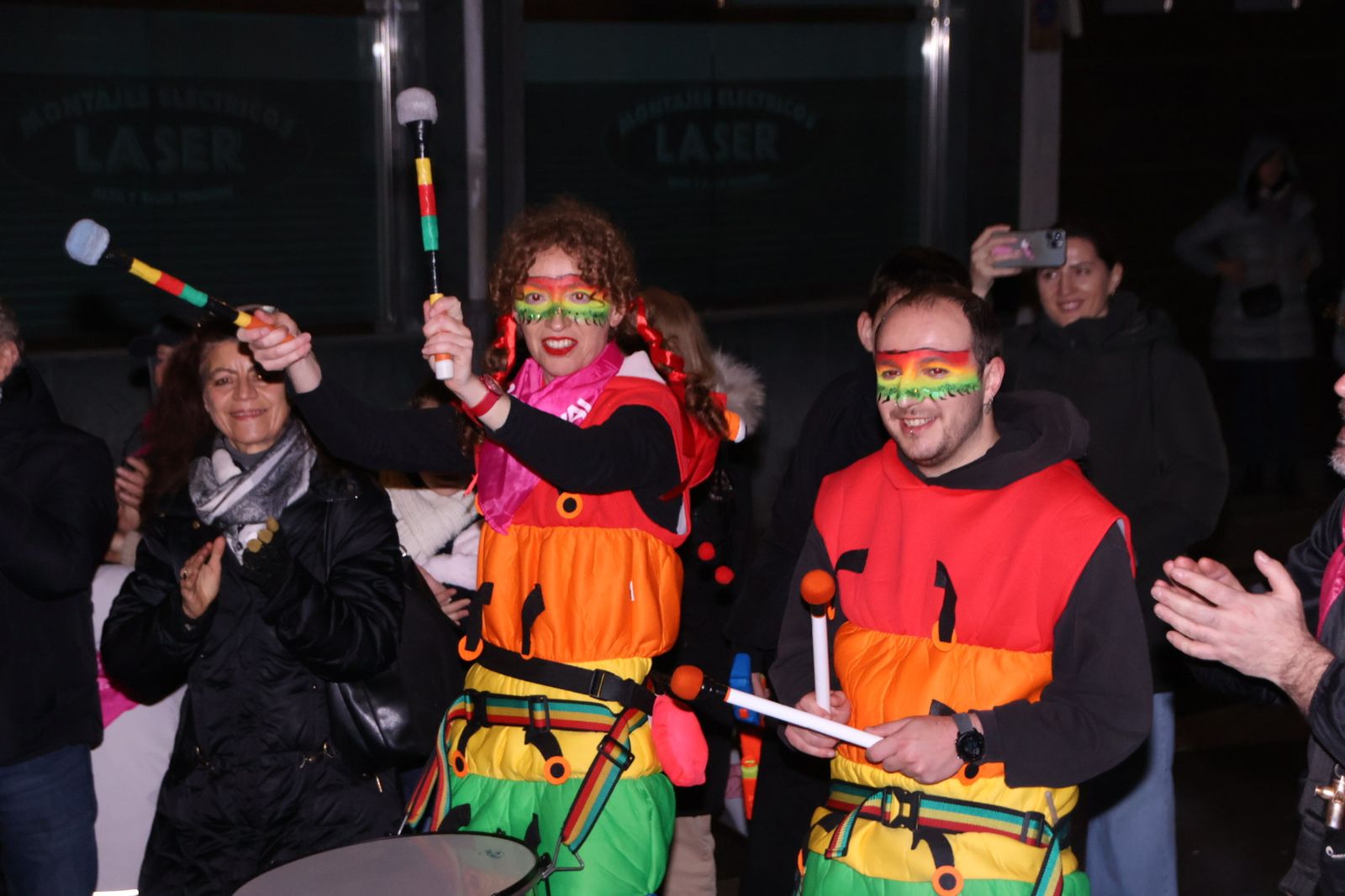 Desfile de disfraces con pasacalles a cargo de Blocco Charr