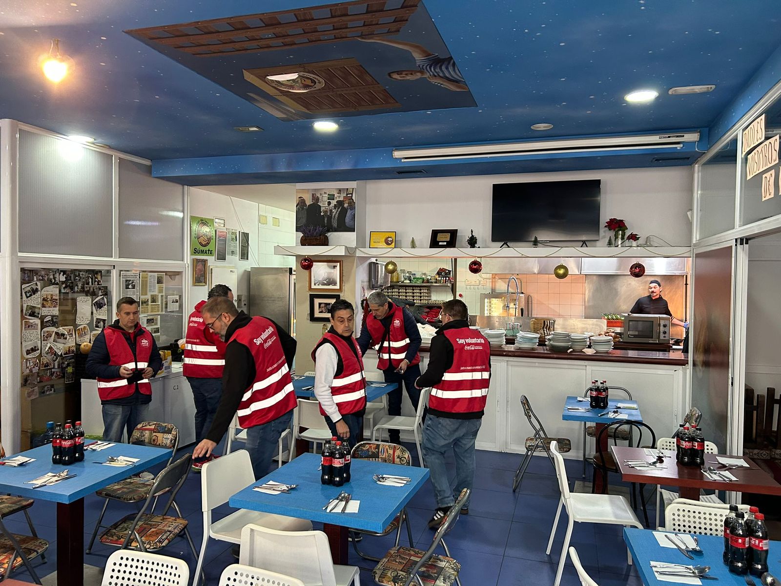 Coca-Cola se une al Comedor de los Pobres para repartir más de 250 comidas en Salamanca