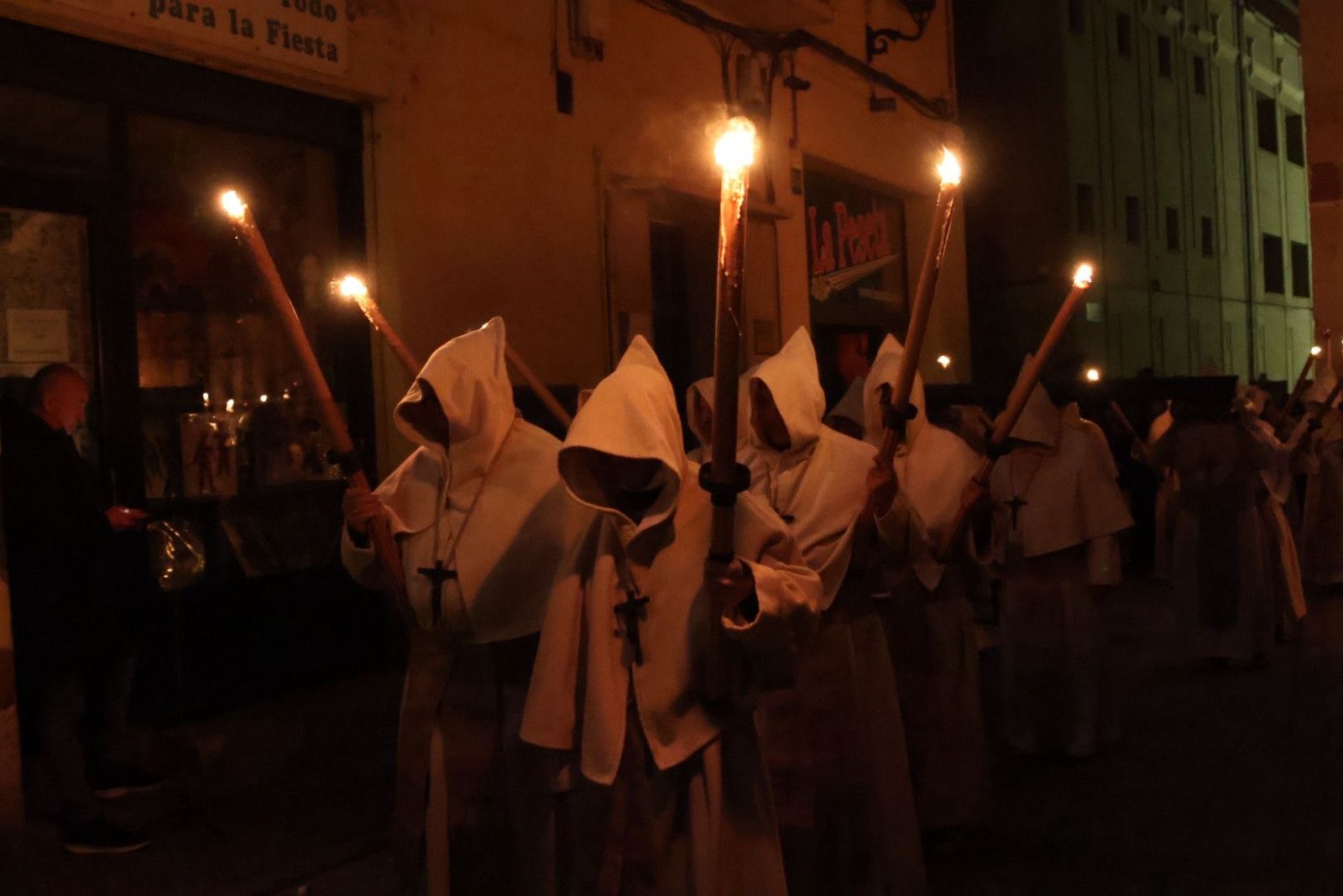 GALERÍA | Revive en imágenes la procesión de la Buena Muerte