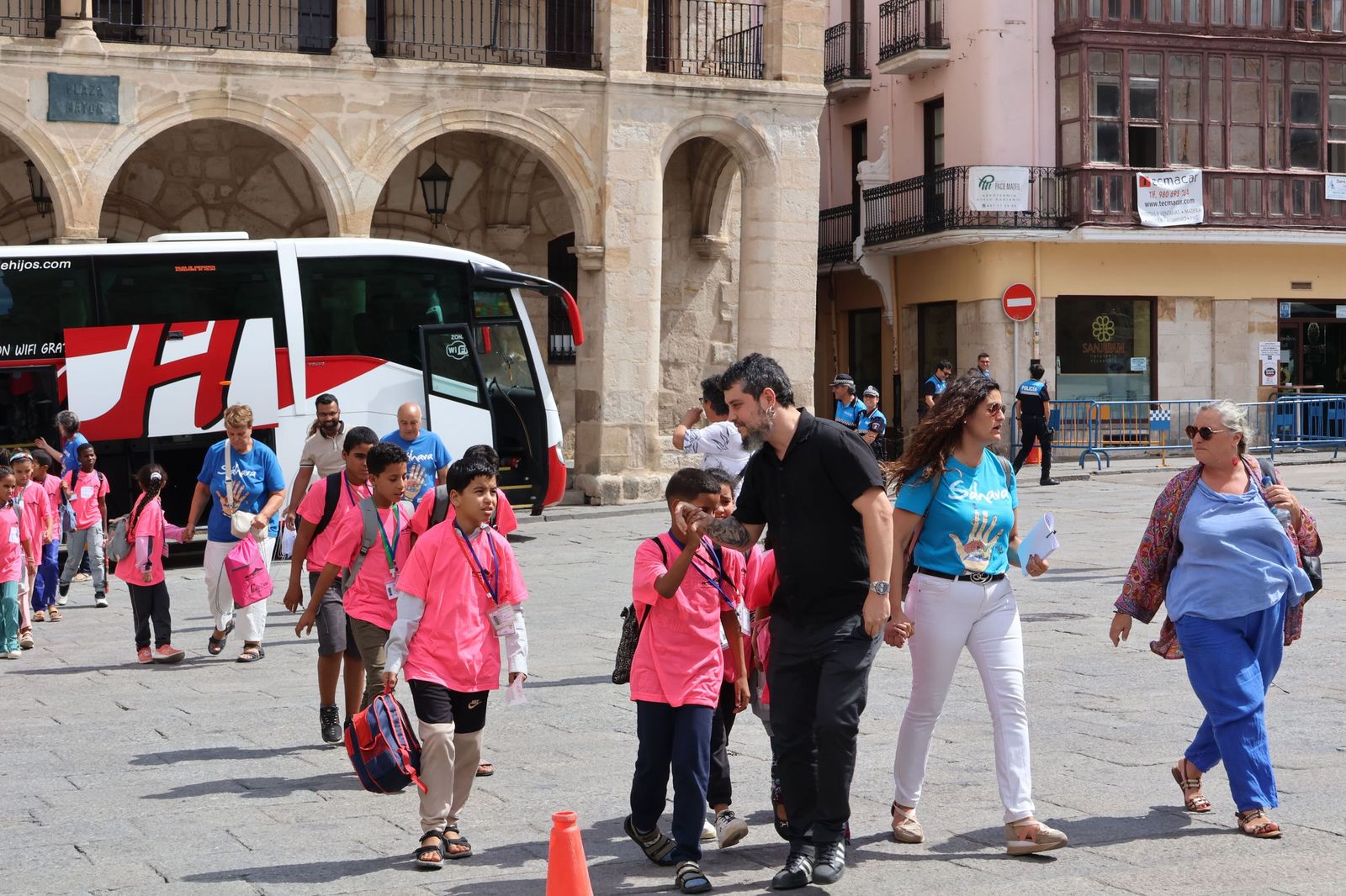 Llegada de los niños Saharauis y encuentro con las familias de acogida