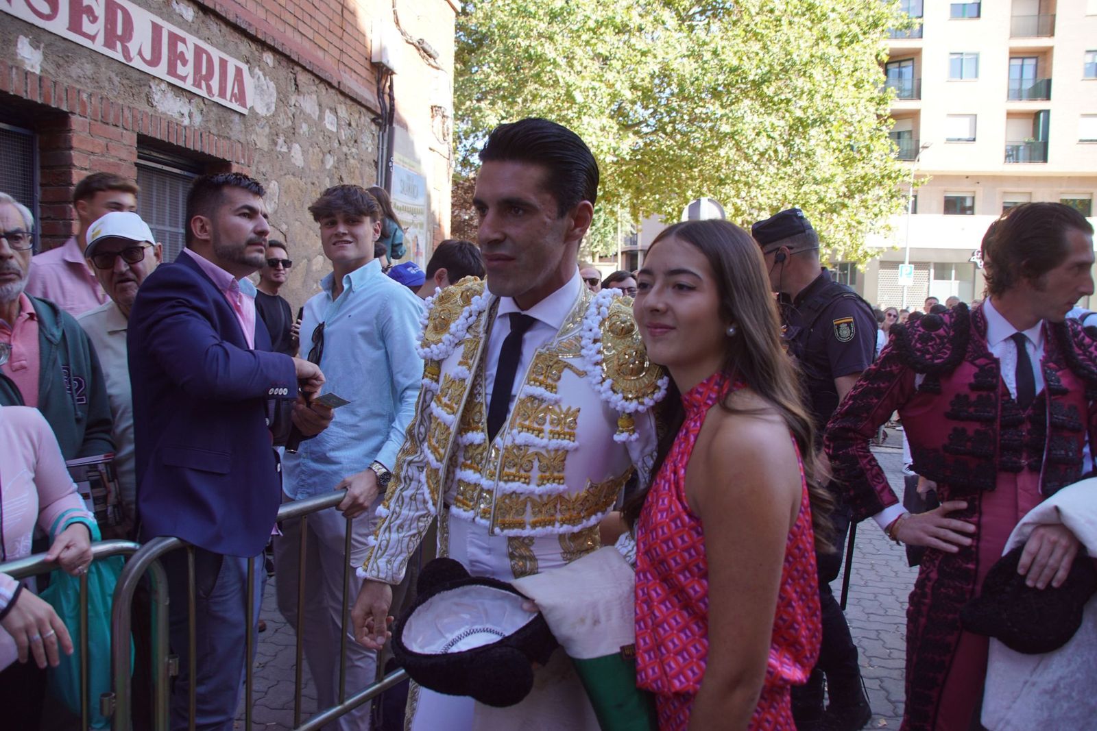 Así ha vivido la afición salmantina el adiós a la feria desde los tendidos: imágenes del ambiente en la corrida concurso