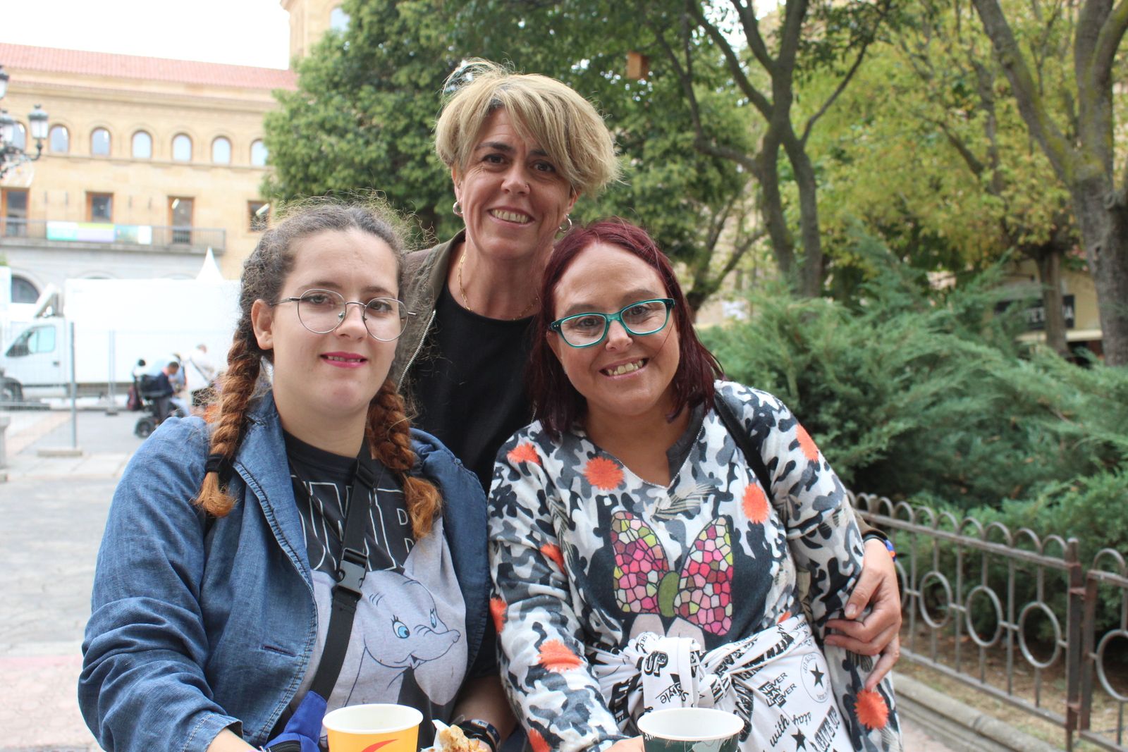 Ambiente en la Feria de Día en el mediodía de este miercoles