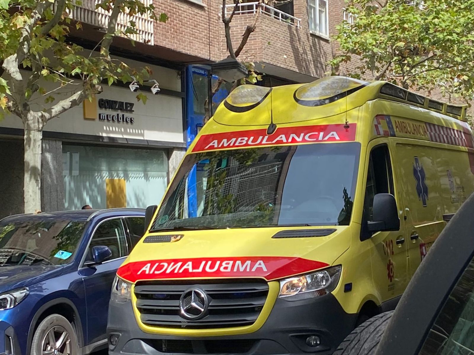 GALERÍA | Servicios de emergencia desplegados en Zamora capital tras la combustión de una bombona