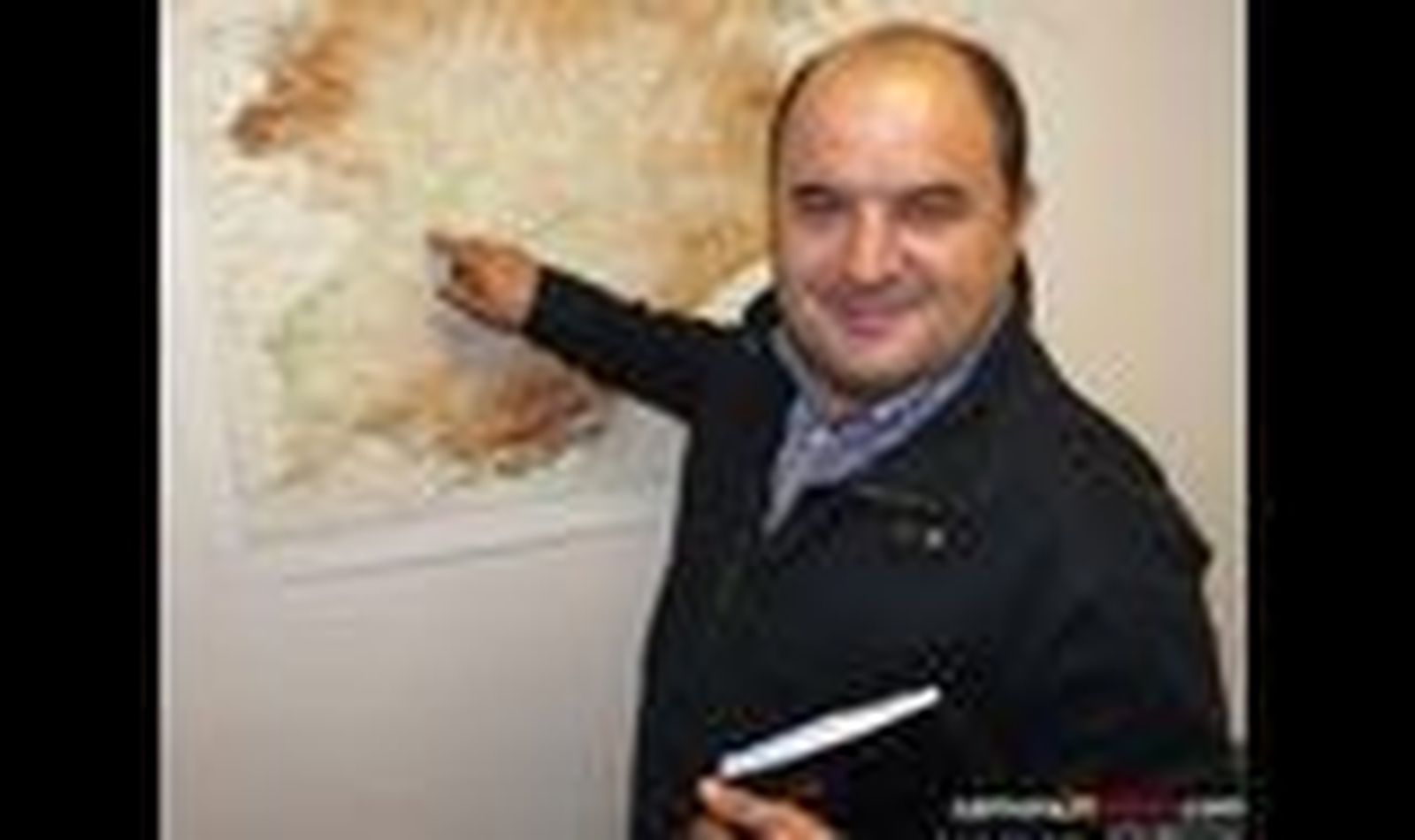 Dos pueblos ajenos al bipartidismo