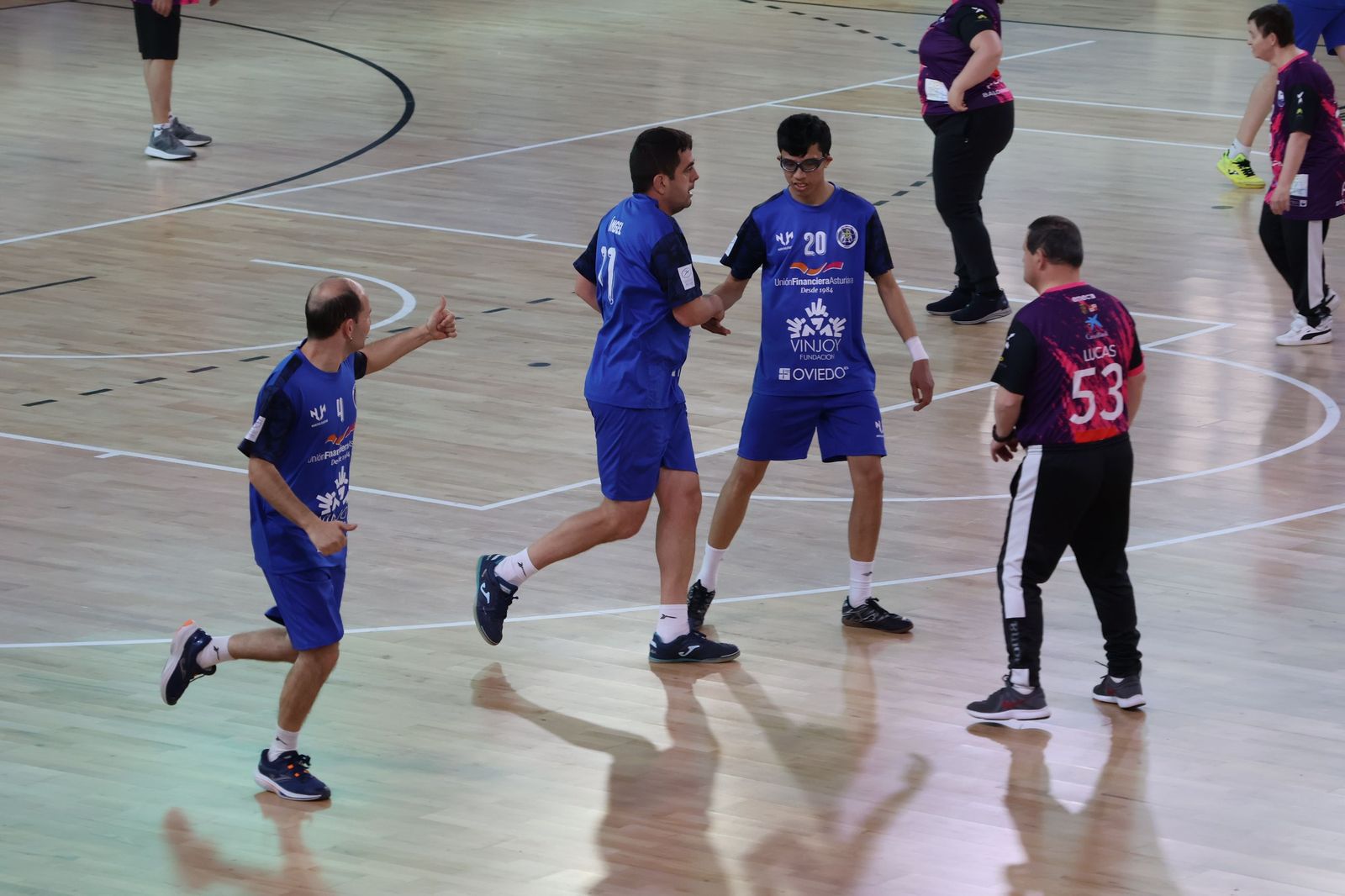 GALERÍA | El pabellón Ángel Nieto acoge el V Torneo de Balonmano Adaptado