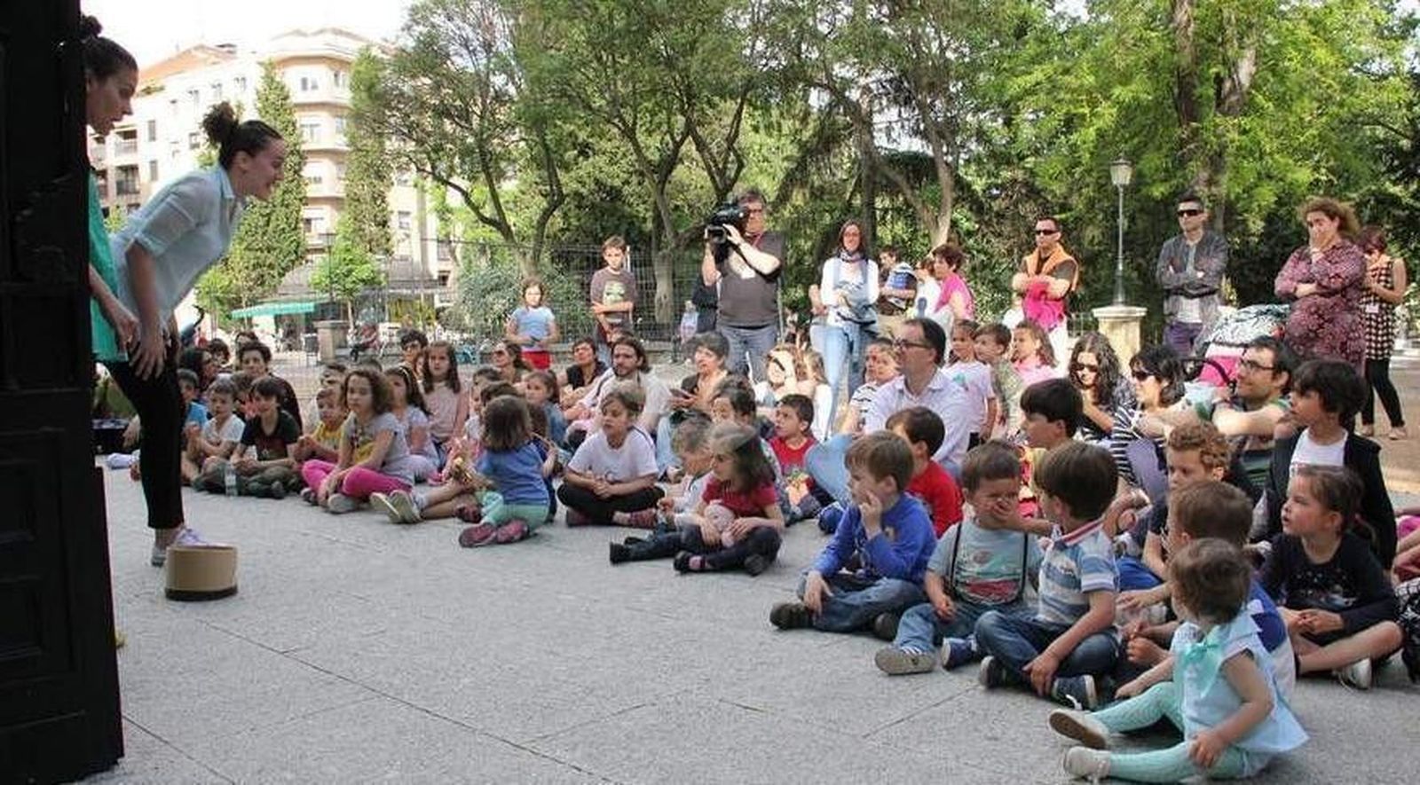 Cuentos clandestinos en el Campo de San Francisco