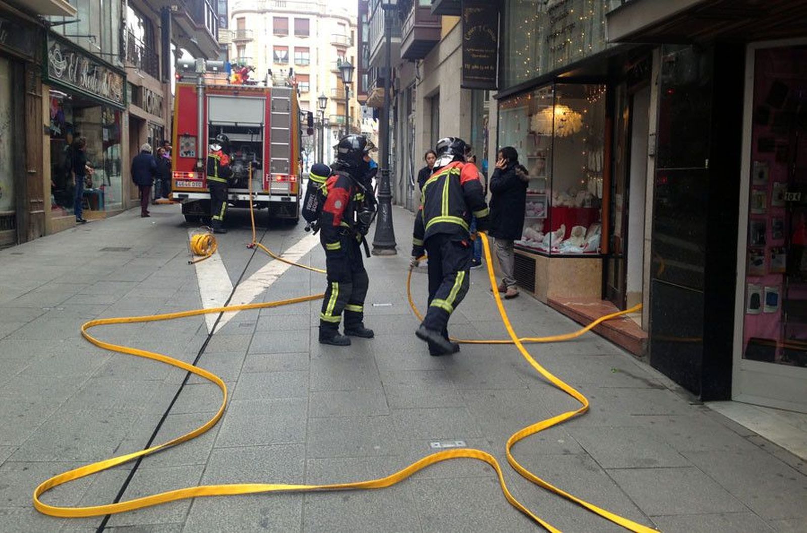 Bomberos renova fuego