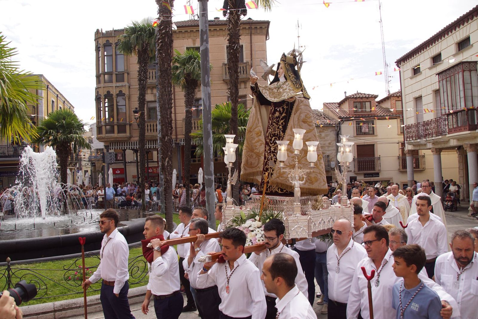 Alba, salida de clausura de Santa Teresa, fiestas Transverberación 2025 (24).jpeg