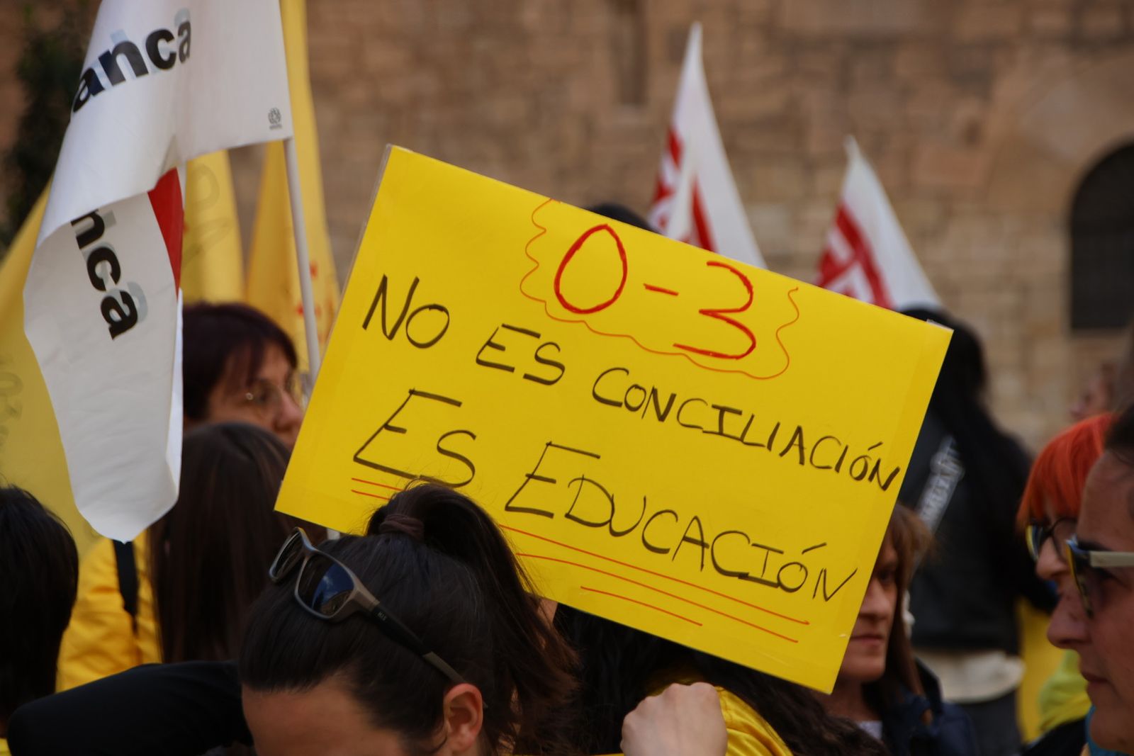 Concentración en la huelga de Educación Infantil