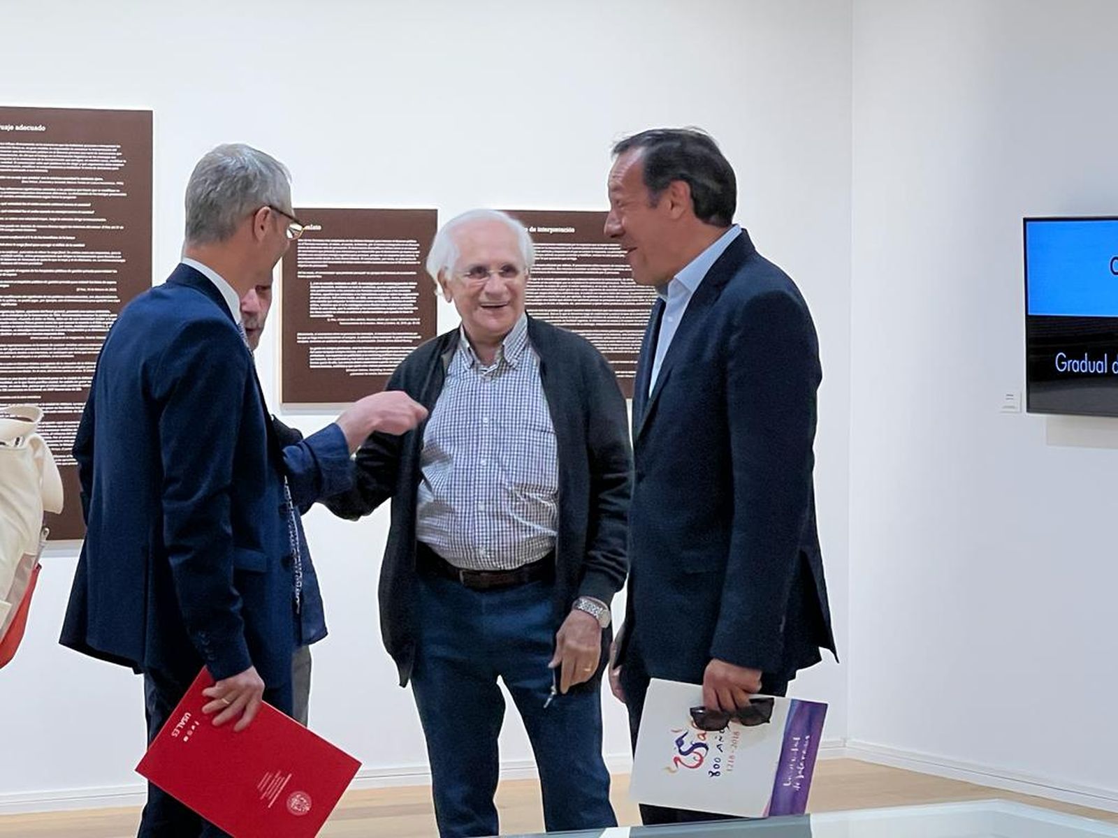 exposicion-lengua-y-politica-la-transicion-espanola-a-la-democracia-47