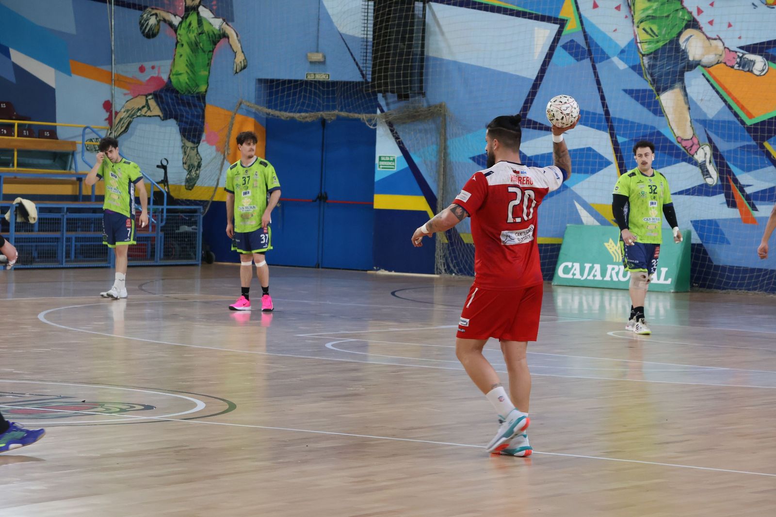 GALERÍA | Revive el apasionante duelo entre el Balonmano Zamora y el Ciudad de Santander