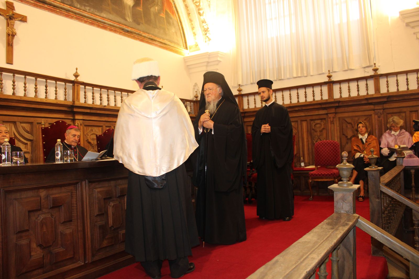 investidura-como-doctor-honoris-causa-de-la-universidad-pontific-6