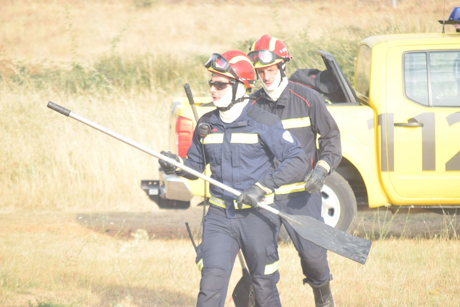 Las llamas avanzan imparables en el incendio de Losacio Foto David Barrueco  (28)