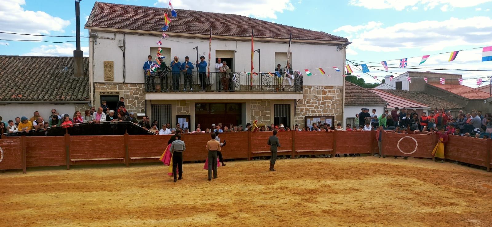 photo-2023-05-14-18-10-51-3