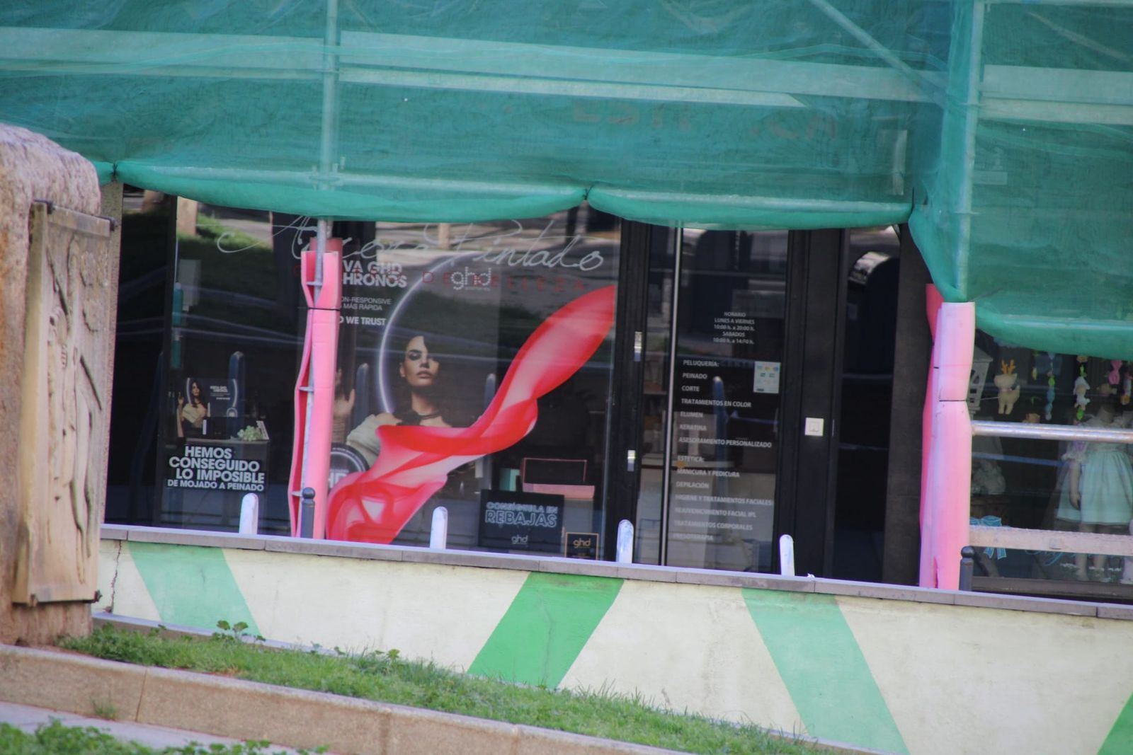 comprobacion-de-un-andamio-en-la-plaza-de-julian-sanchez-el-charro-fotos-s24h-6