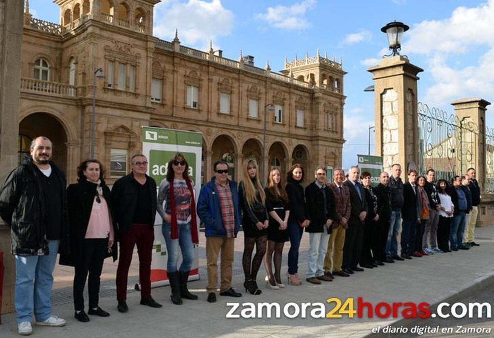 Adeiza presenta una lista conformada con representación de todos los estratos sociales