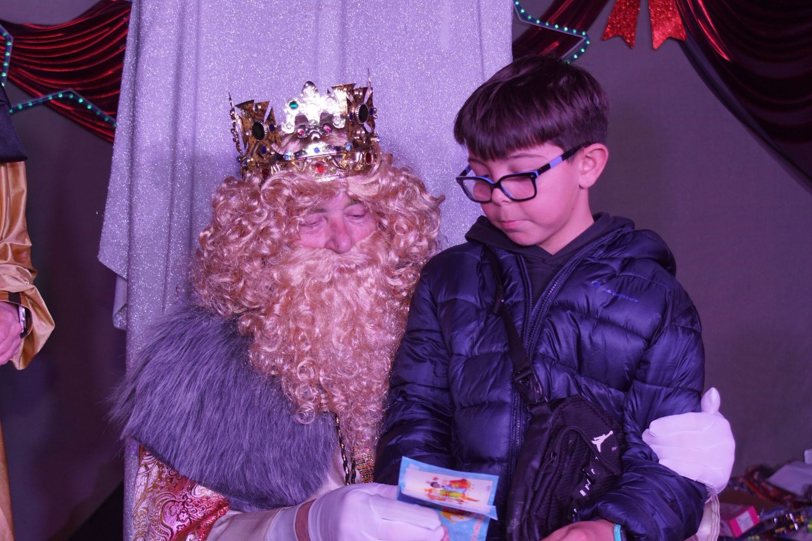 Los Reyes Magos reciben las cartas de los niños de El Encinar