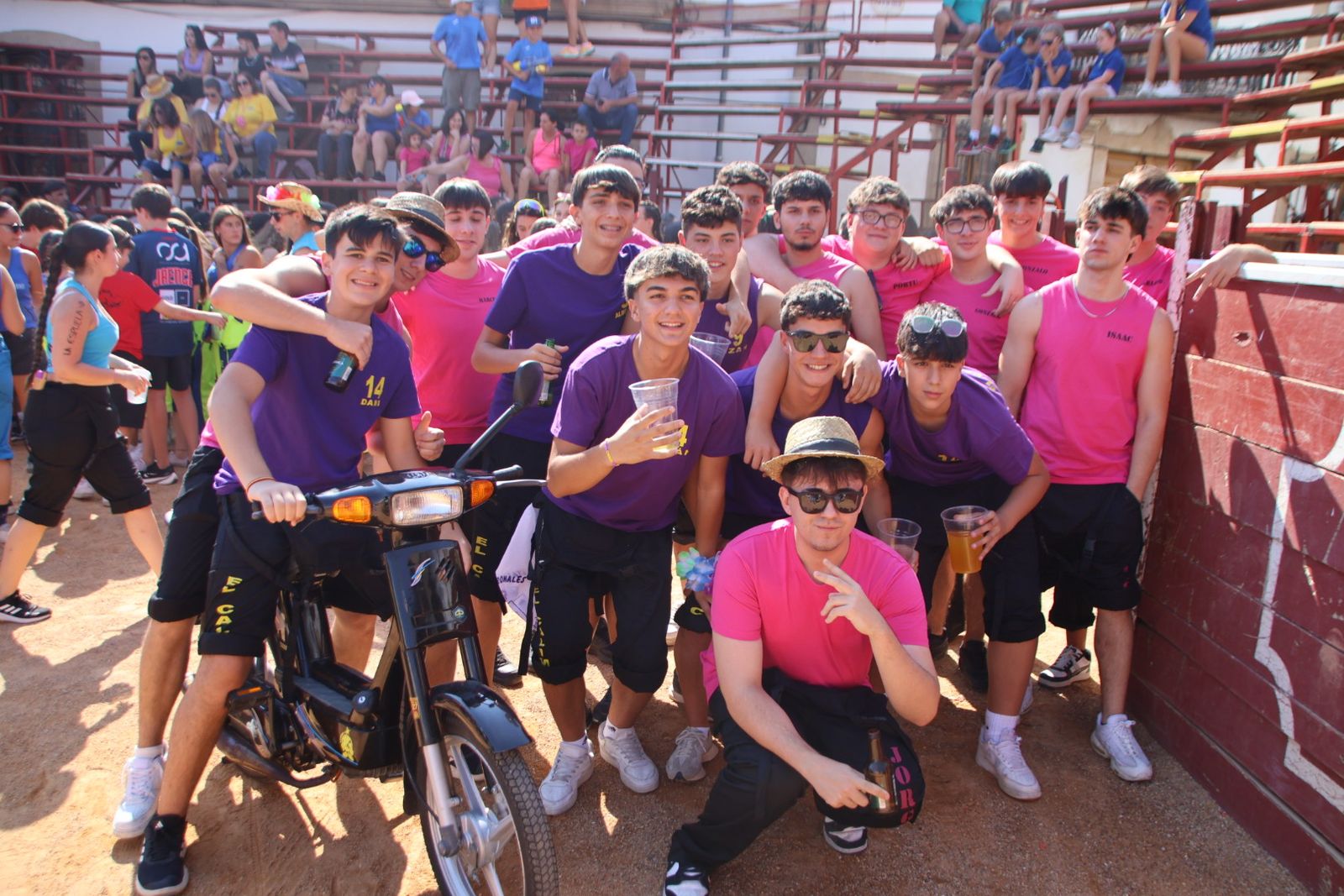 Lumbrales, encuentro de peñas, chupinazo