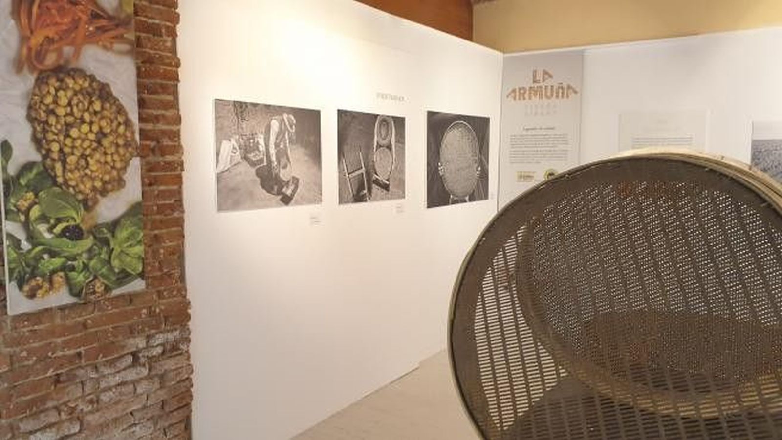 Una imagen de la exposicion sobre la armuna