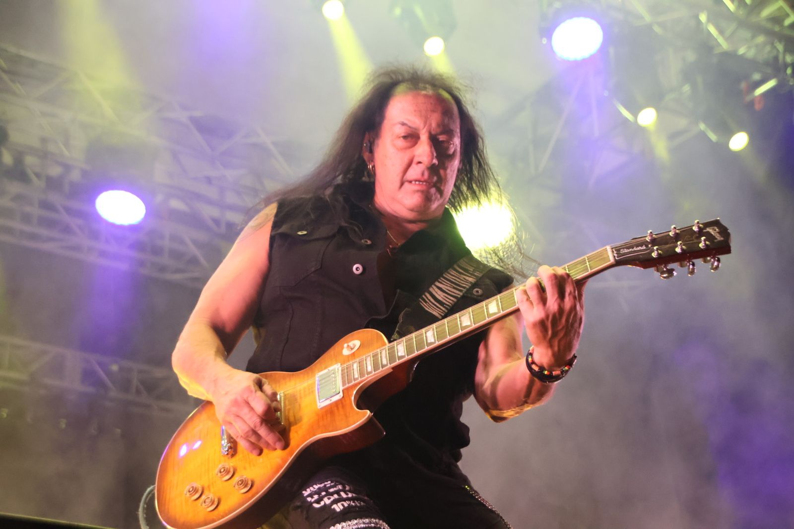 Medina Azahara hace vibrar a la Plaza Mayor de Salamanca con su eterno y emblemático rock