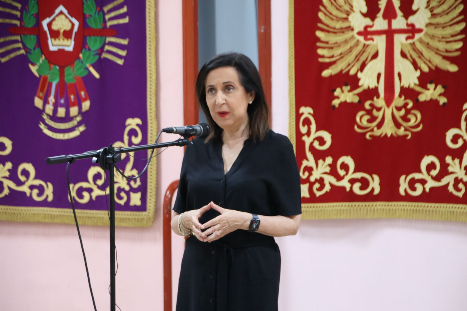 Margarita Robles y Nicanor Sen  visita a Salamanca REI 11