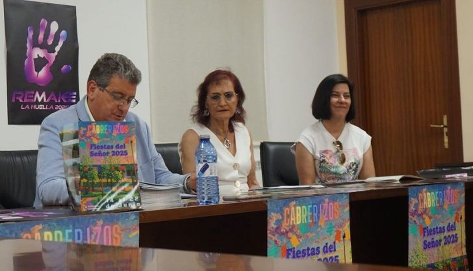 Eulalia recio y claudio del rio presentan el programa de fiestas del senor de cabrerizos 11