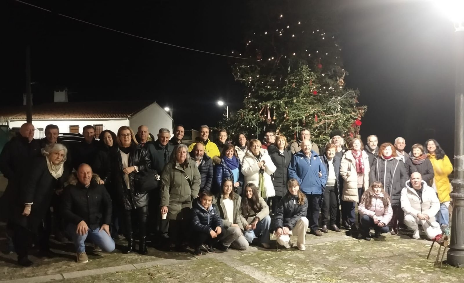 Monterrubio de la Sierra decoración árbol de Navidad