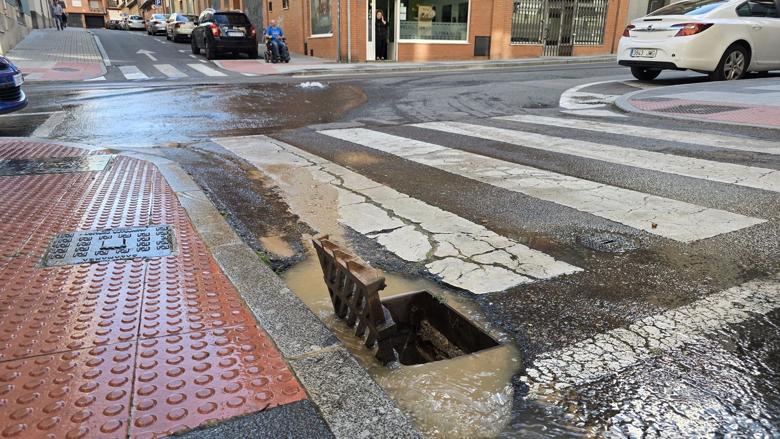 whatsapp-image-2025-04-25-at-18-30-20