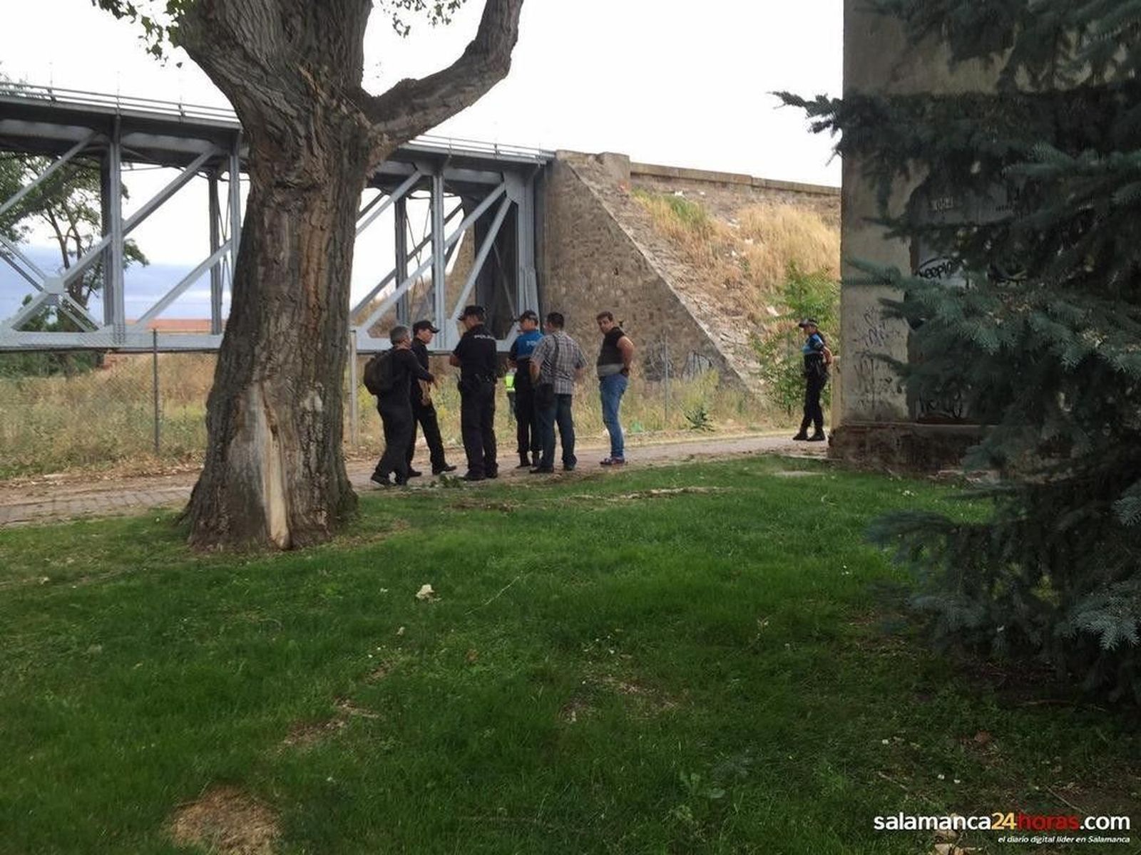 Hallan sin vida el cuerpo de un joven desaparecido en el río Tormes