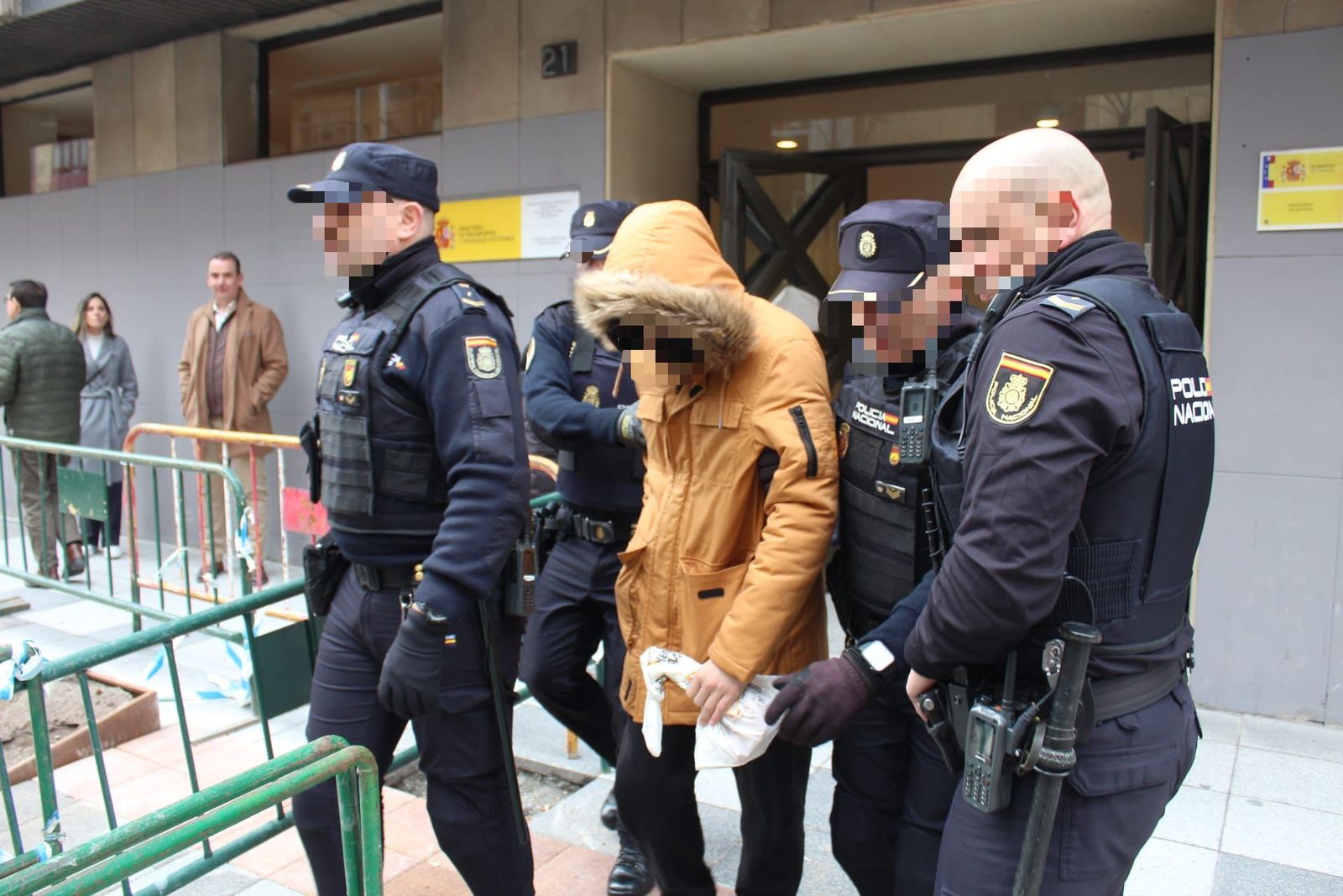 whatsapp-image-2024-02-26-at-14-52-45-1