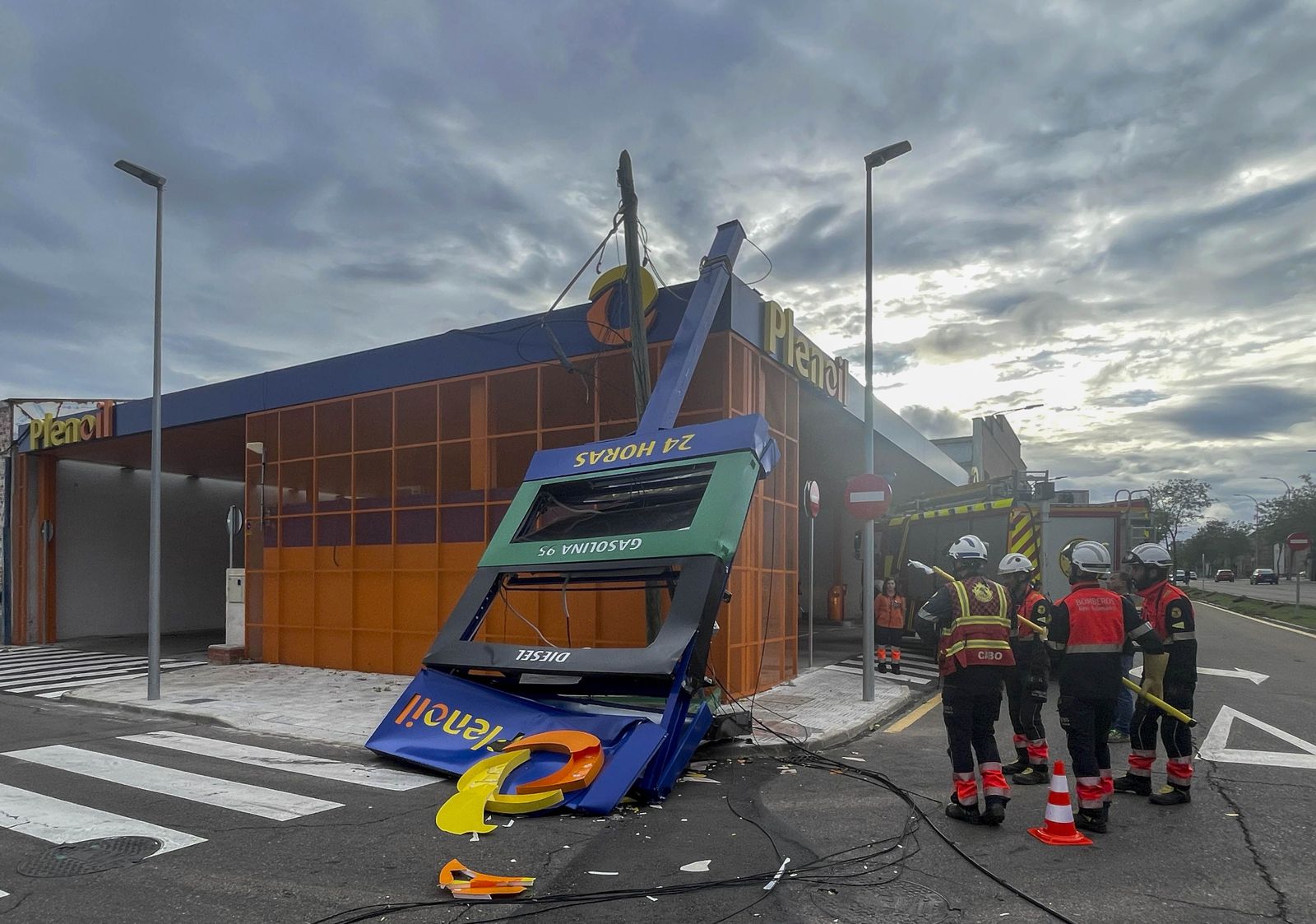 Cartel tumbado de una gasolinera en Salamanca Foto de Susana Martín ICAL