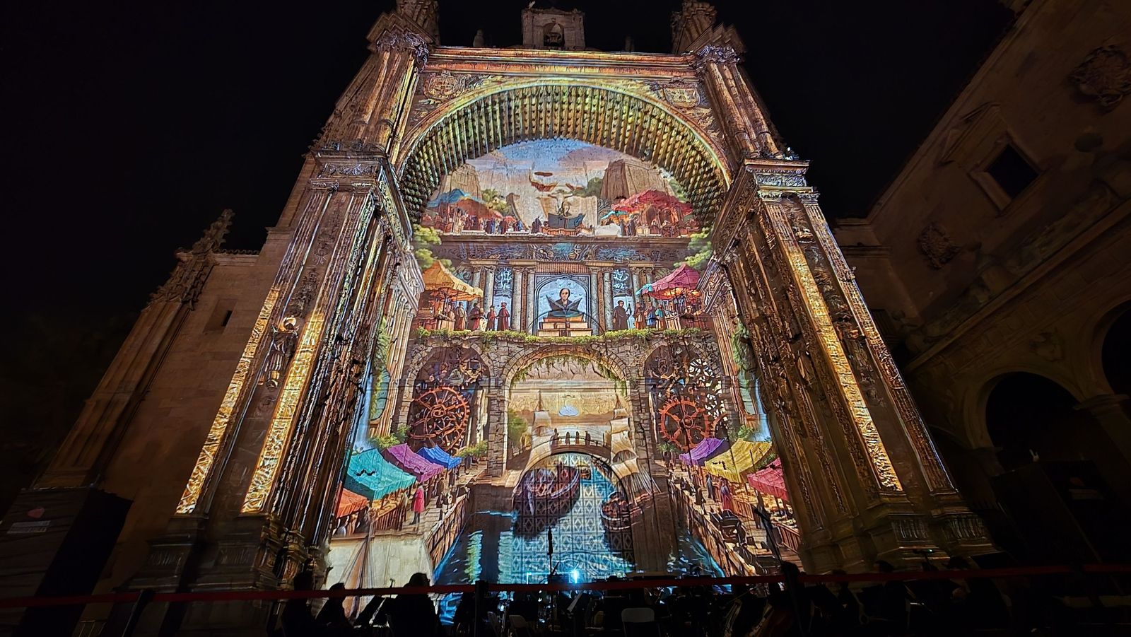 Videomapping en la fachada de la iglesia de San Esteban por la conmemoracion de el V Centenario de la Escuela de Salamanca
