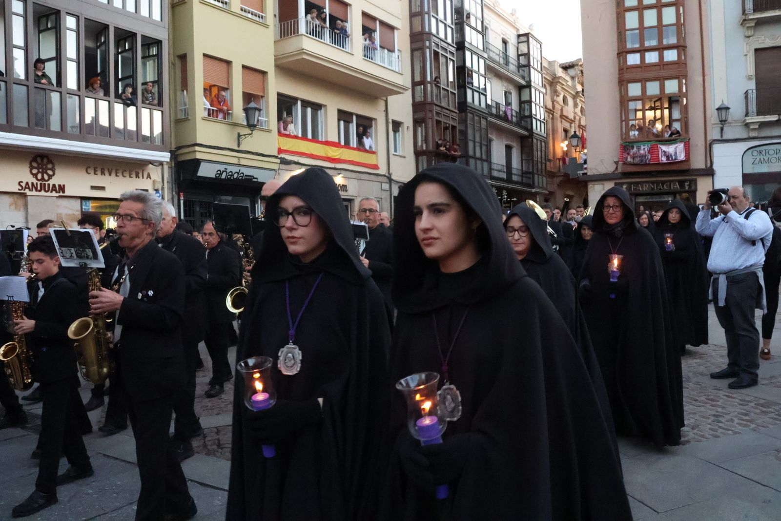GALERÍA | Revive en imágenes la procesión de la Soledad