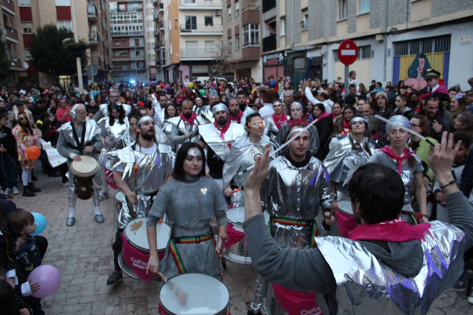 desfile-de-disfraces-de-carnaval-del-barrio-del-oeste-15