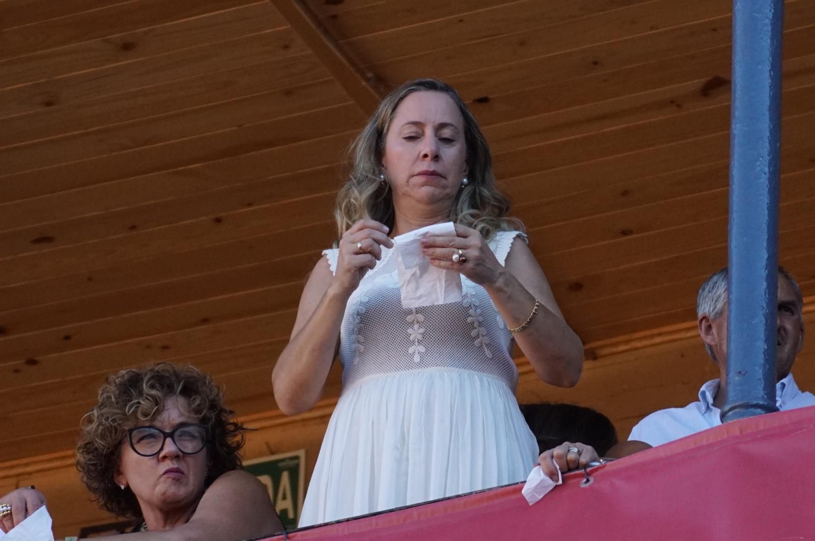 Así ha vivido la afición de La Glorieta el primer cartel de figuras de la feria: imágenes del ambiente en los tendidos y en el patio de cuadrillas