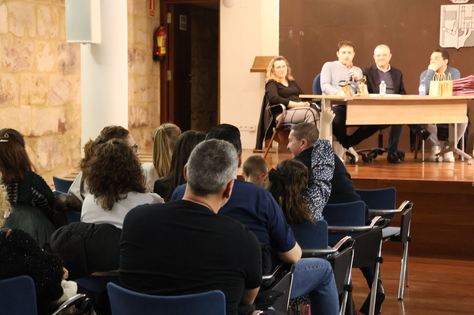 GALERÍA | La Asociación Luz Penitente reparte los premios del VIII Concurso de Dibujo Infantil