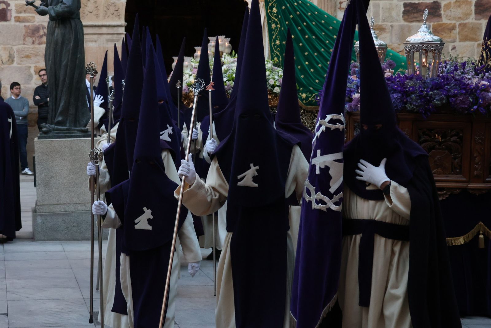 GALERÍA | Revive en imágenes la procesión de Jesús del Vía Crucis
