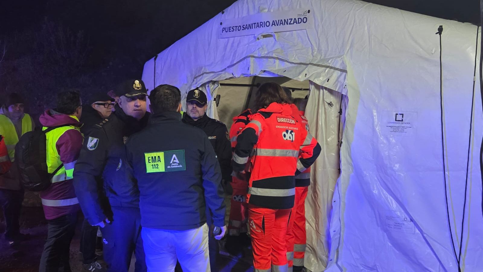 Puesto sanitario avanzado en el lugar del accidente ferroviario en Córdoba